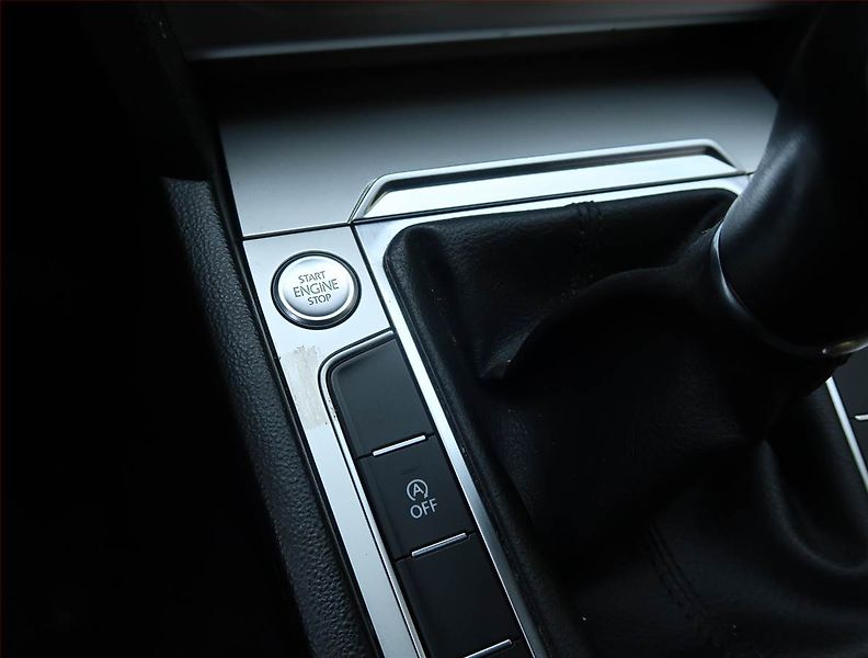 Volkswagen Passat (2019) 2.0 TDI, Navi, Tempomat - fotka 20 z 20