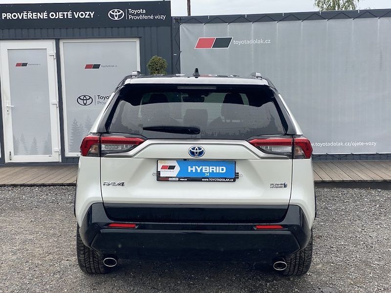 Toyota RAV4 2.5PHEV, ČR-1m, Selection, 4x4 - fotka 18 z 19