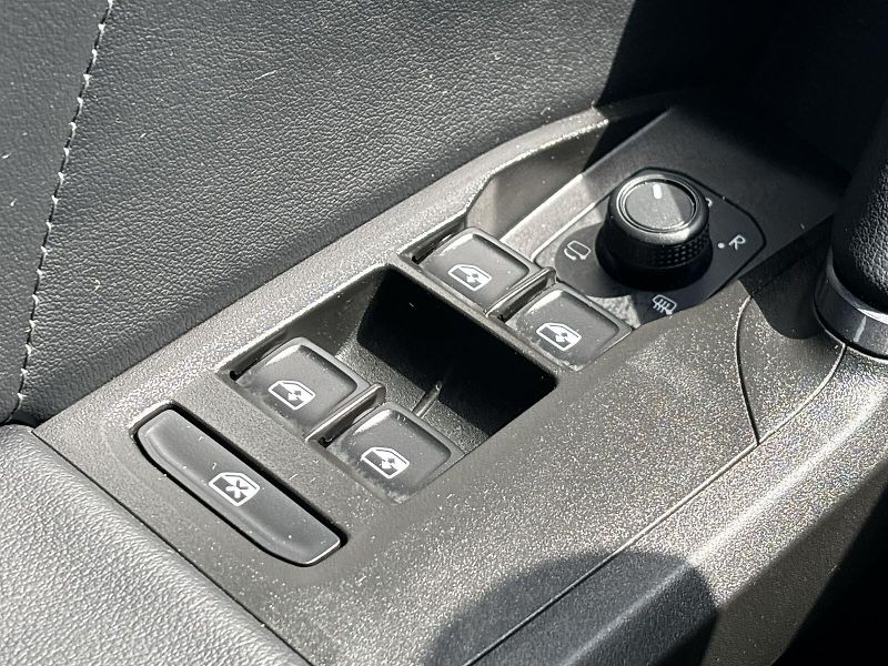 Cupra Formentor (2023) 1.5 TSI DSG - fotka 17 z 29