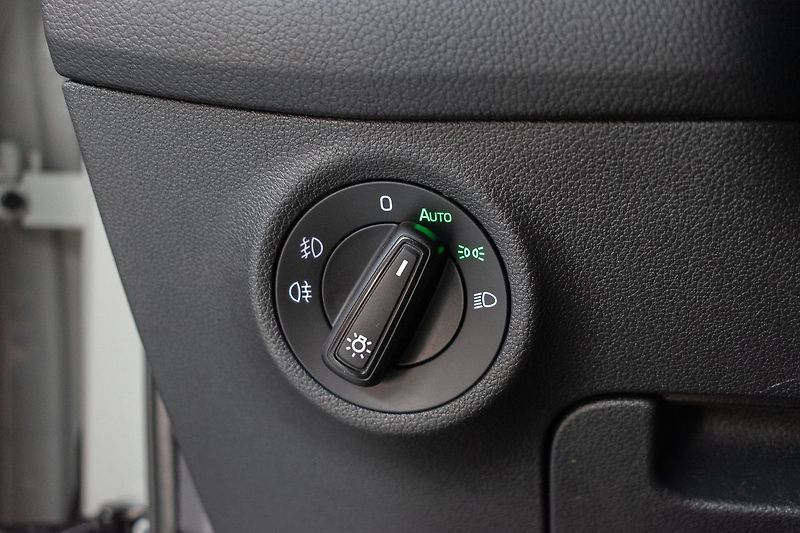 Škoda Kodiaq 2.0 TDI 110kW*DSG*KAMERA*DPH* - fotka 15 z 37