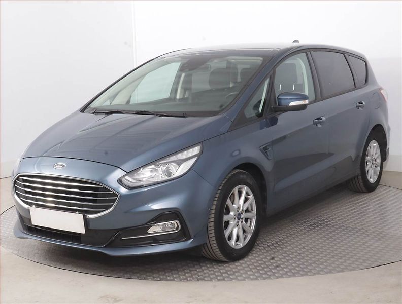 Ford S-MAX (2021) 2.0 EcoBlue - fotka 2 z 15