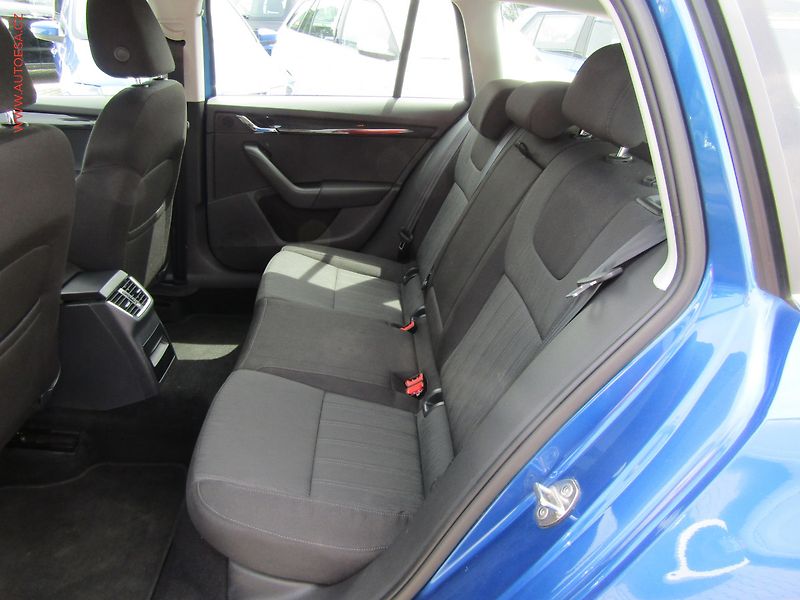 Škoda Octavia (2017) 2.0 TDi 4x4, servis.kniha - fotka 10 z 18