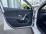 Mercedes-Benz Třídy A 200 AMG - náhled 10