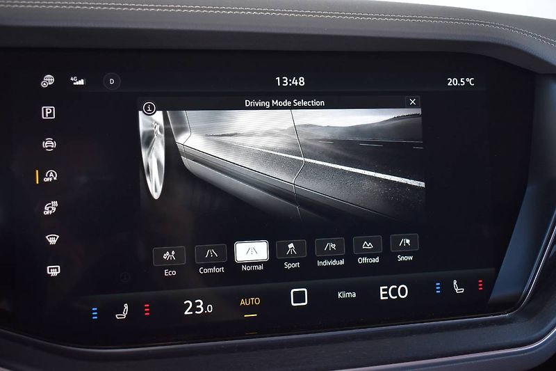 Volkswagen Touareg (2023) 3.0TDI 210kW, LED Matrix, tažn - fotka 28 z 28
