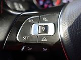 Volkswagen Passat (2015) 2.0 TDi, DSG, park.asist - náhled 15