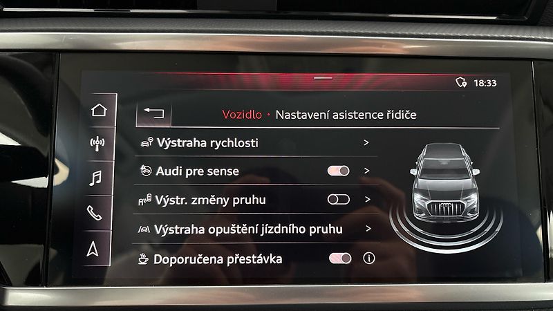 Audi Q3 2.0 35TDI S Tronic - fotka 24 z 24