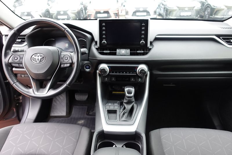 Toyota RAV4 2,0i A/T 2WD Comfort + Style - fotka 12 z 29