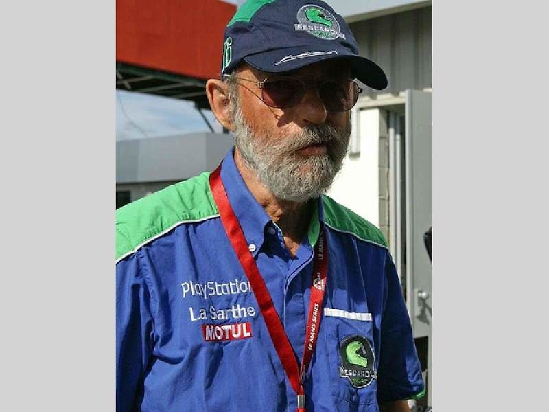 Před nedávnem oslavil 82. narozeniny rekordman v účasti na 24 hodin Le Mans, bývalý pilot F1 a držitel rekordu v letectví, francouzský automobilový závodník Henri Pescarolo. V roce 1984 závodil při Interserii v Mostě.