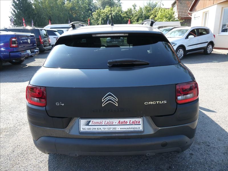 Citroën C4 Cactus 1,2 PureTech 60kW NAVI - fotka 8 z 33