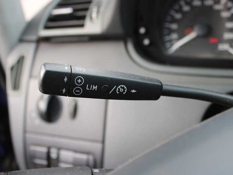 Mercedes-Benz Ostatní VITO 113 CDI, MAJÁKY, NEPOJÍZD - fotka 9 z 13