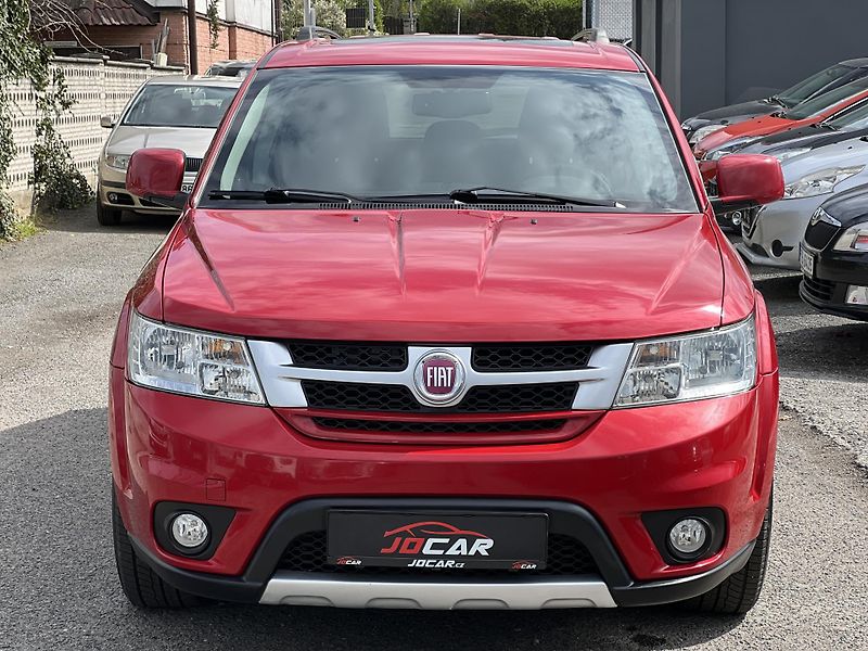 Fiat Freemont 2.0MJT 4x4 AUTOMAT 7MÍST KŮŽE  - fotka 2 z 50