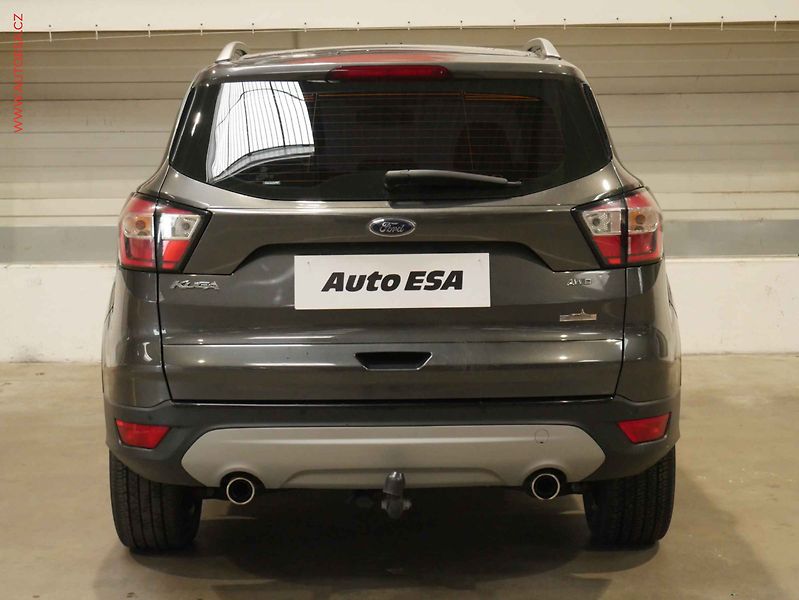 Ford Kuga (2019) 2.0 TDCI 4x4, 2.maj,ČR, AC - fotka 5 z 17
