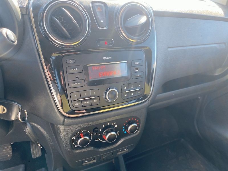 Dacia Dokker (2019) 1.3Tce 96kw, Stepway, NOVÁ STK - fotka 14 z 17