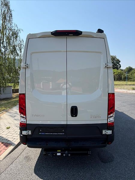 Iveco Daily 3,0 35C21HA8V 16m3 - fotka 4 z 46