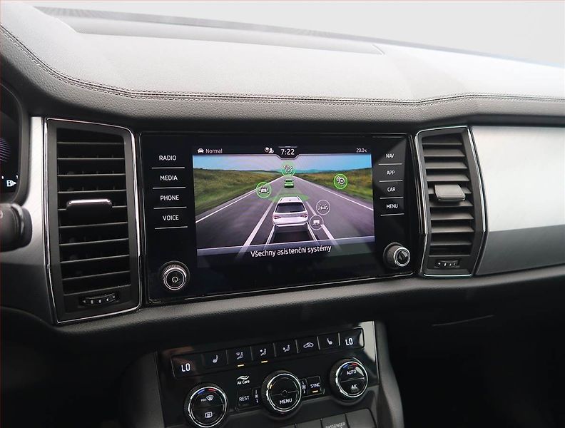 Škoda Kodiaq (2023) 2.0 TDI, digi klima - fotka 18 z 27