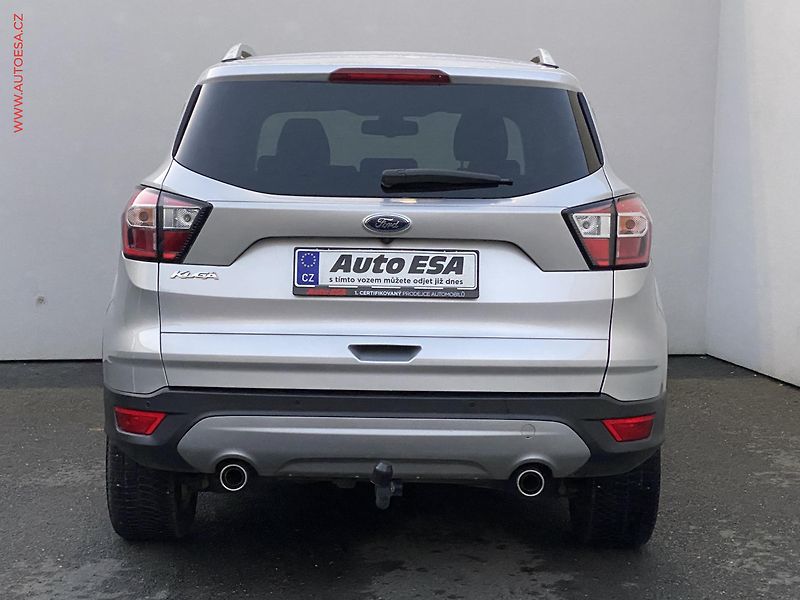 Ford Kuga (2018) 2.0 TDCi 4x4, Titanium, AT - fotka 5 z 17
