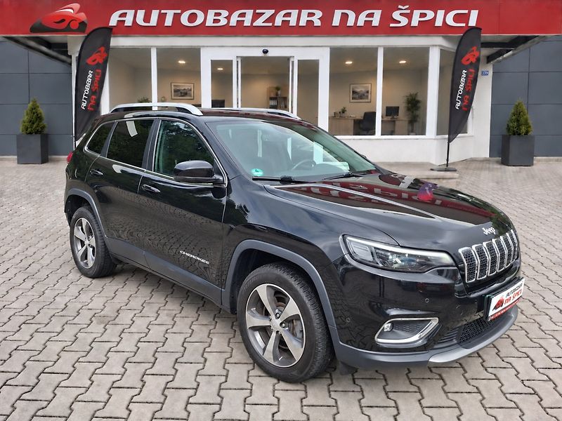 Jeep Cherokee (2019) 2.2M-JET 143kW 4X4 LIMITED - fotka 2 z 43