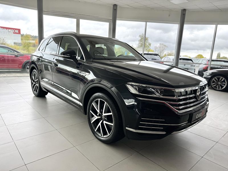 Volkswagen Touareg 3,0TDI 210kW*Discover*Vzduch - fotka 4 z 46