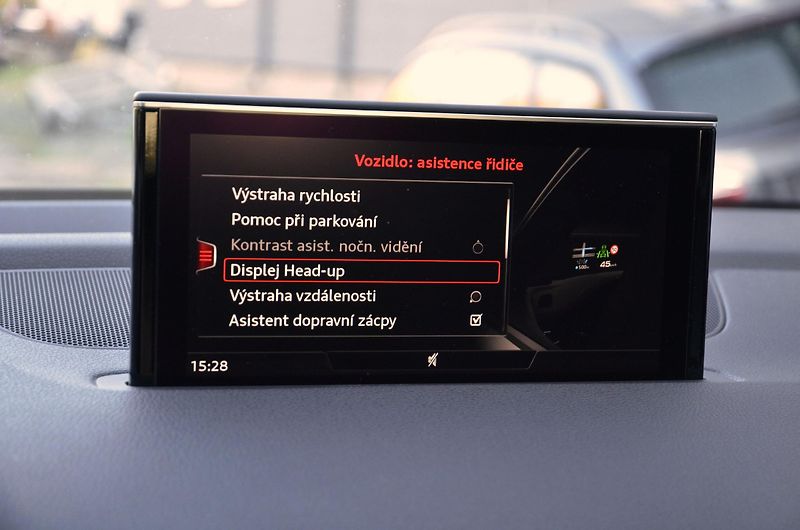 Audi Q7 (2016) 3.0TDi Q S-Line 1.MAJ./ VÝBAVA - fotka 37 z 51