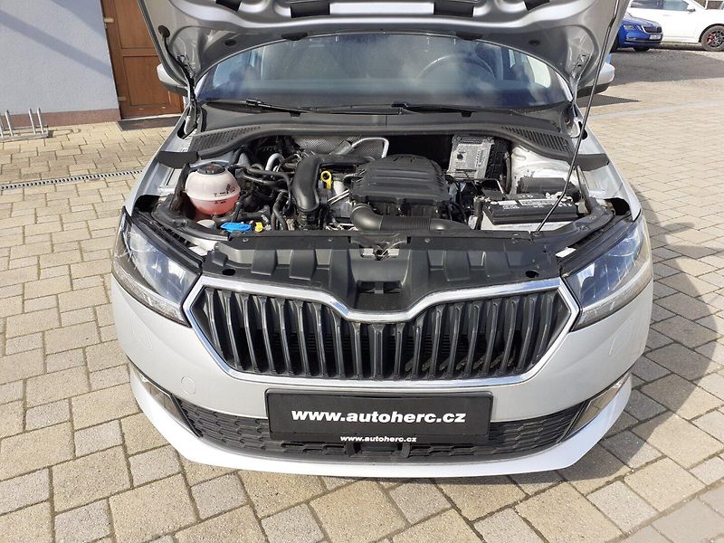 Škoda Fabia (2019) III Kombi 1.0 TSi 81KW - fotka 32 z 42