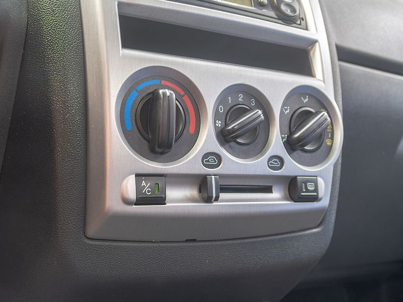 Hyundai Getz (2006) 1.4i 71KW – KLIMATIZACE - fotka 18 z 33