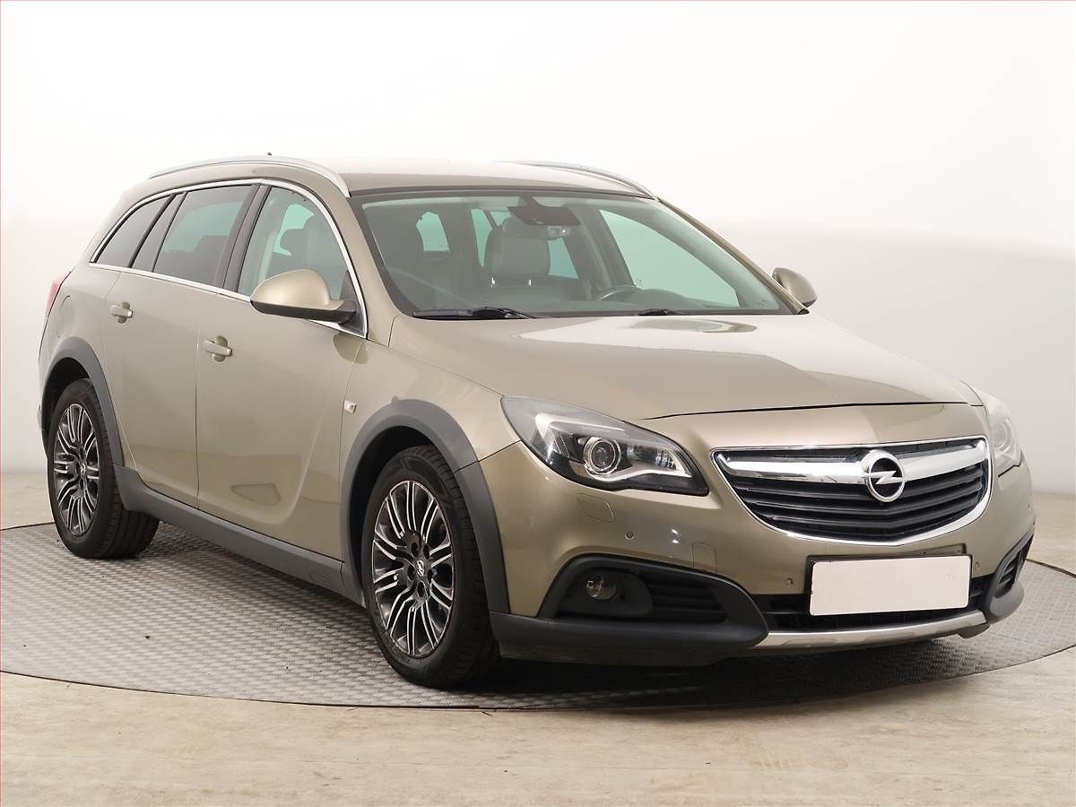Opel Insignia 2.0 CDTI, 4X4, Automat, Navi