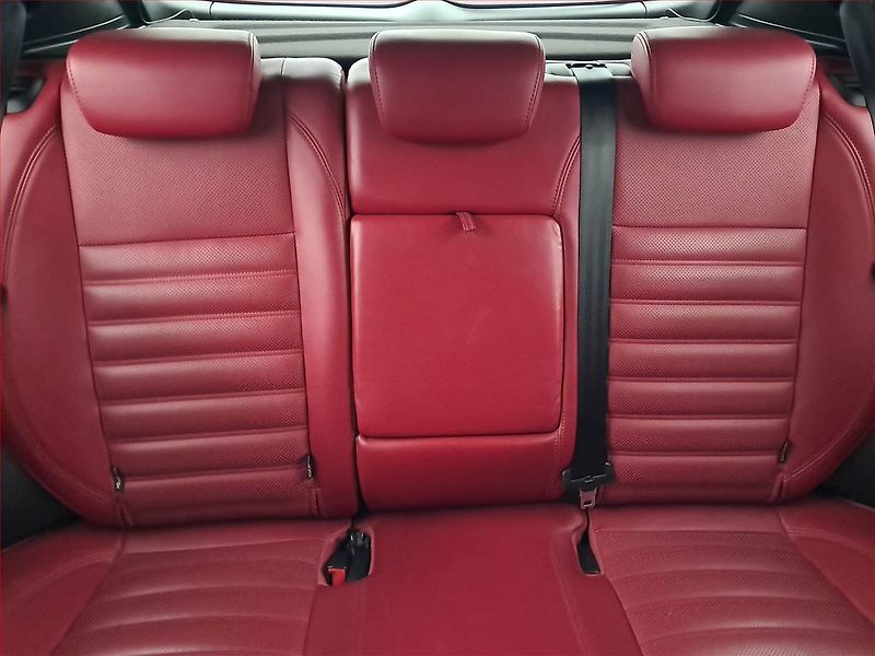 Alfa Romeo Giulietta (2010) 1.4 T MultiAir, Serv.kniha - fotka 10 z 19