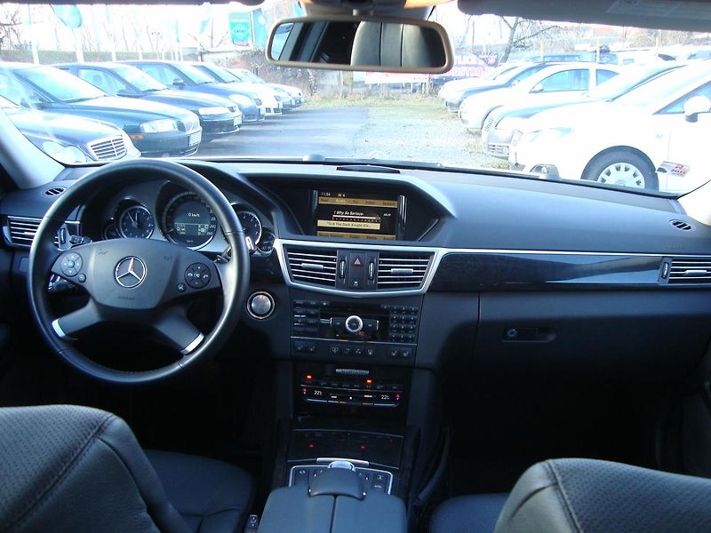 Mercedes-Benz Třídy E (2008) E 500,1.Maj. v ČR,Servisní k. - fotka 38 z 74