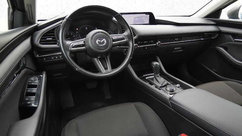 Mazda 3 Prime-line 2.0 e-Skyactiv G150 - fotka 5 z 23