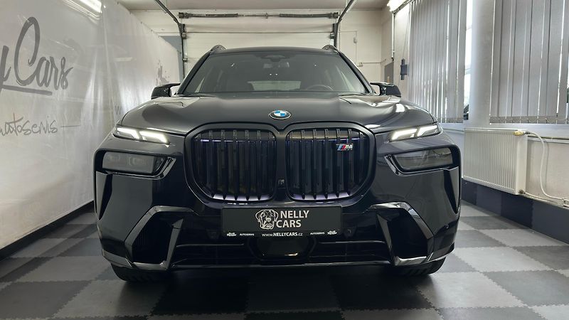 BMW X7 M60i X-DRIVE / ZÁRUKA / 7 MÍST - fotka 2 z 67