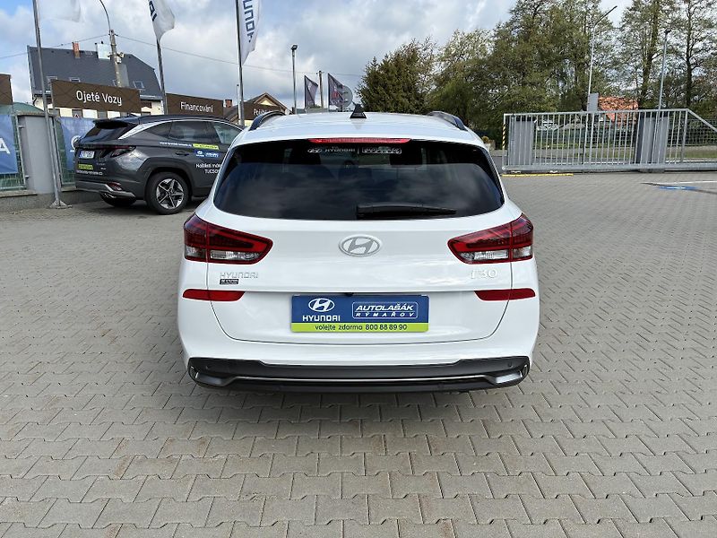 Hyundai i30 1.0 TGDI SMART NOVÉ - fotka 4 z 19