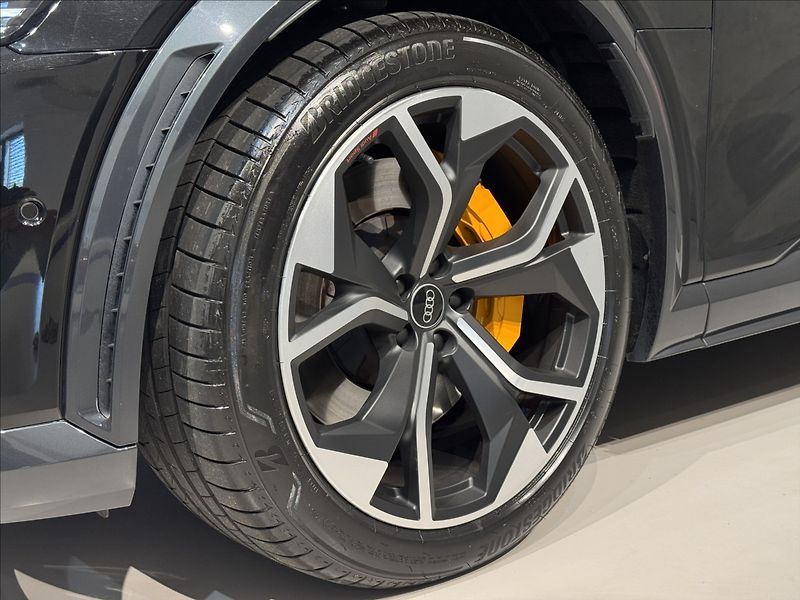 Audi e-tron S 370 Digital LED Záruka - fotka 9 z 50