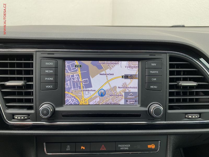 Seat Leon (2015) 2.0 TDi, Style, navi, +ALU - fotka 18 z 19