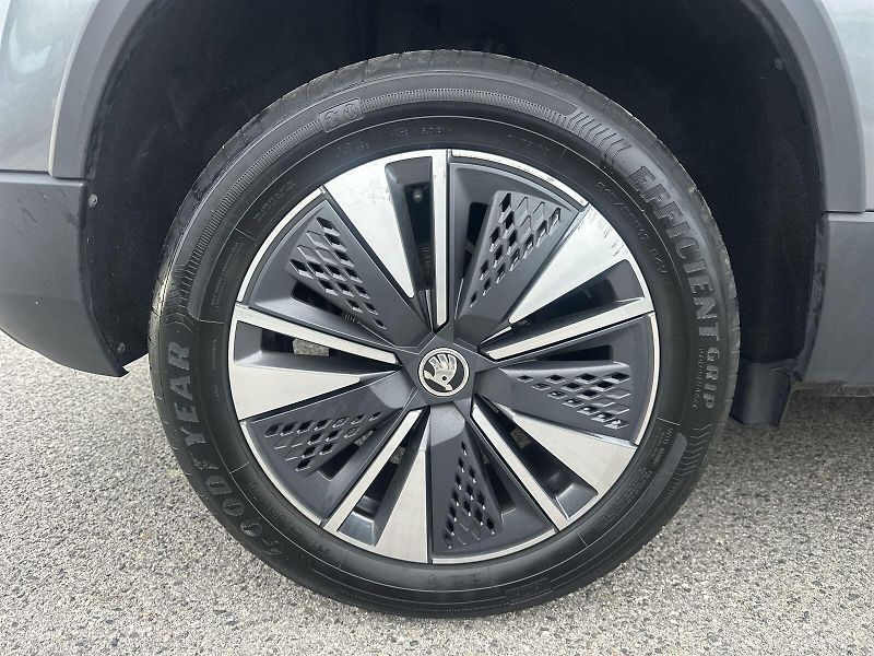 Škoda Karoq (2024) 2.0 TDI Selection Drive - fotka 30 z 34
