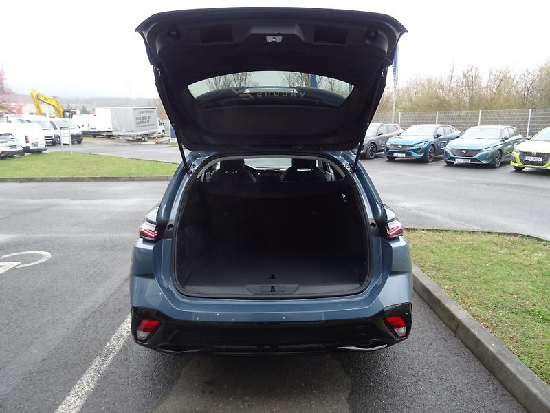 Peugeot 308 (2026) SW ALLURE BHDi 130k S&S EAT8 - fotka 10 z 47