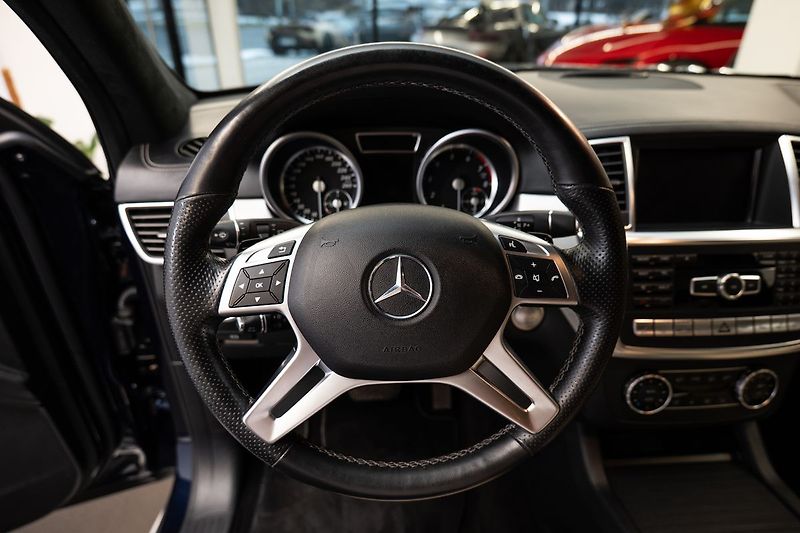 Mercedes-Benz GL 500 - fotka 6 z 24