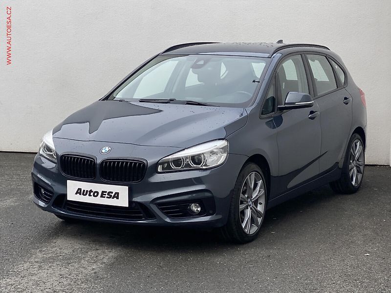 BMW Řada 2 (2015) 2.0 D 218 d, Sport, AT, navi - fotka 3 z 19