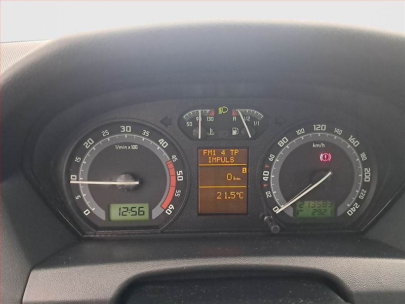 Škoda Fabia (2007) 1.9 TDI, po STK, Tažné - fotka 11 z 15