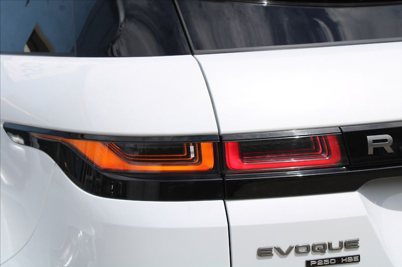 Land Rover Range Rover Evoque 2,0 P250  DPH,4x4,R-DYNAMICS - fotka 41 z 42