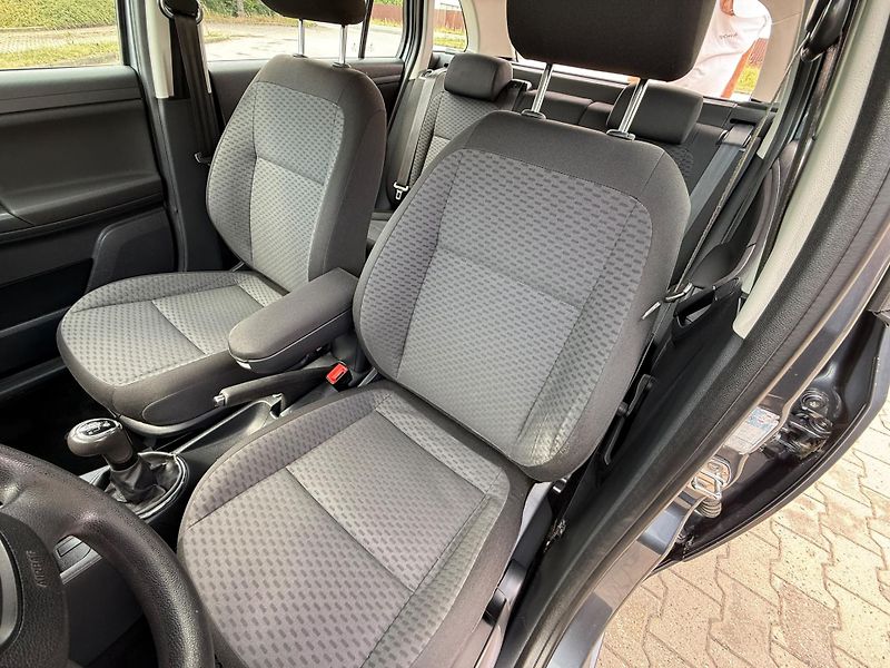Škoda Fabia (2011) 1,2 TDI - fotka 7 z 16