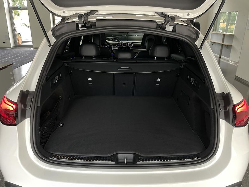 Mercedes-Benz GLC 200d 4Matic - fotka 10 z 29