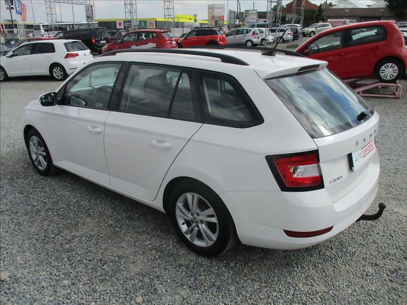 Škoda Fabia 1,0 TSI, servis,DPH,1.maj,CZ, - fotka 7 z 43