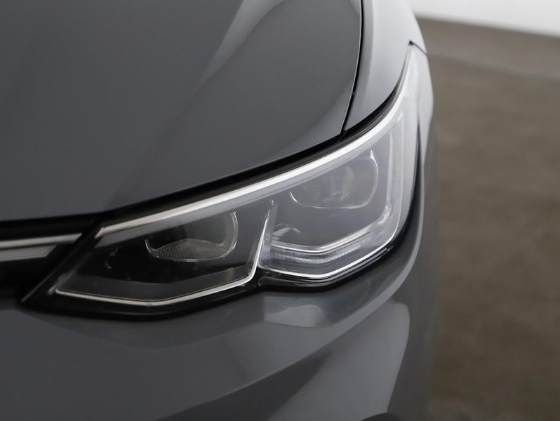 Volkswagen Golf 1.5eTSI 96kW STYLE - fotka 25 z 26