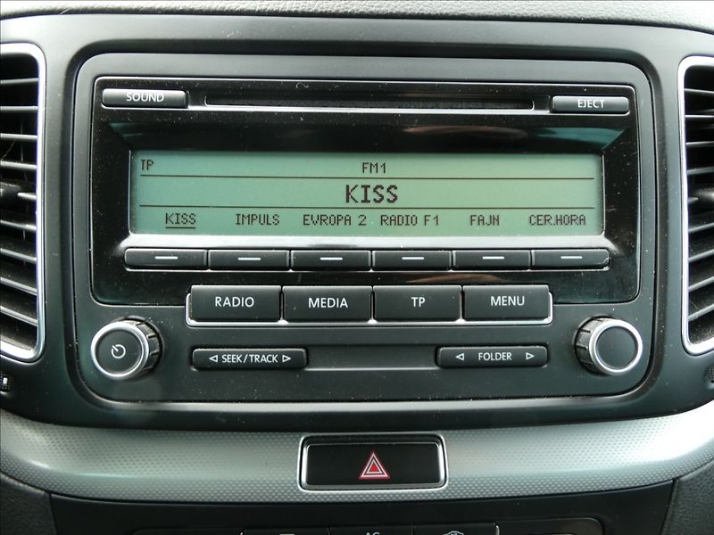 Volkswagen Sharan 1,4 TSi 110kW Comfort,po servi - fotka 25 z 44