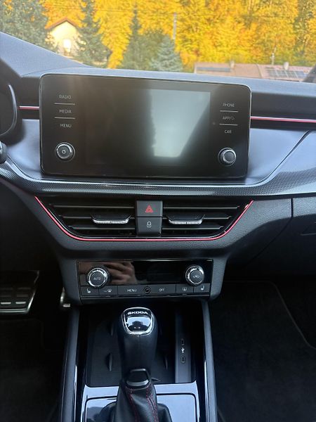 Škoda Scala (2020) 1.6 85kW MONTE CARLO, DPH - fotka 15 z 29
