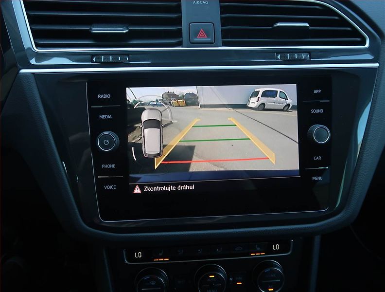Volkswagen Tiguan (2019) 1.5 TSI - fotka 22 z 23
