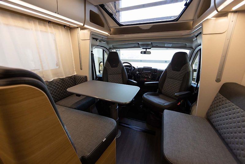 Adria (2023) Matrix 650 SL - fotka 8 z 22
