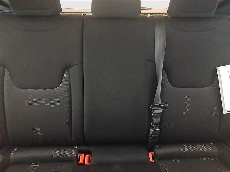 Jeep Renegade (2015) 1.4 MultiAir, Automat - fotka 10 z 18