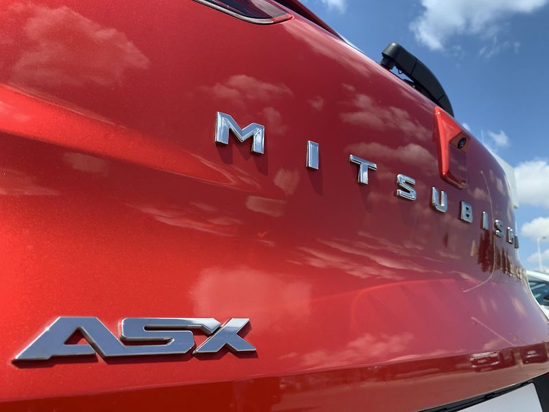 Mitsubishi ASX INTENSE+ 1.6 HYBRID 105kW AT - fotka 30 z 35