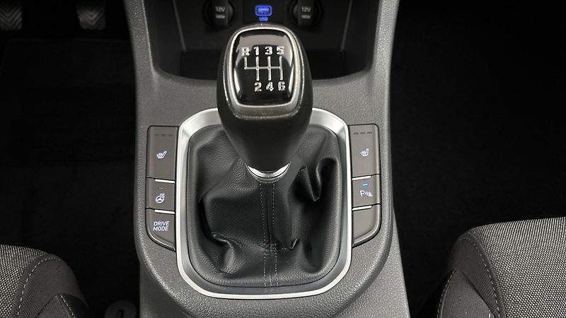 Hyundai i30 1.5 T-GDI Smart Kombi - fotka 23 z 25